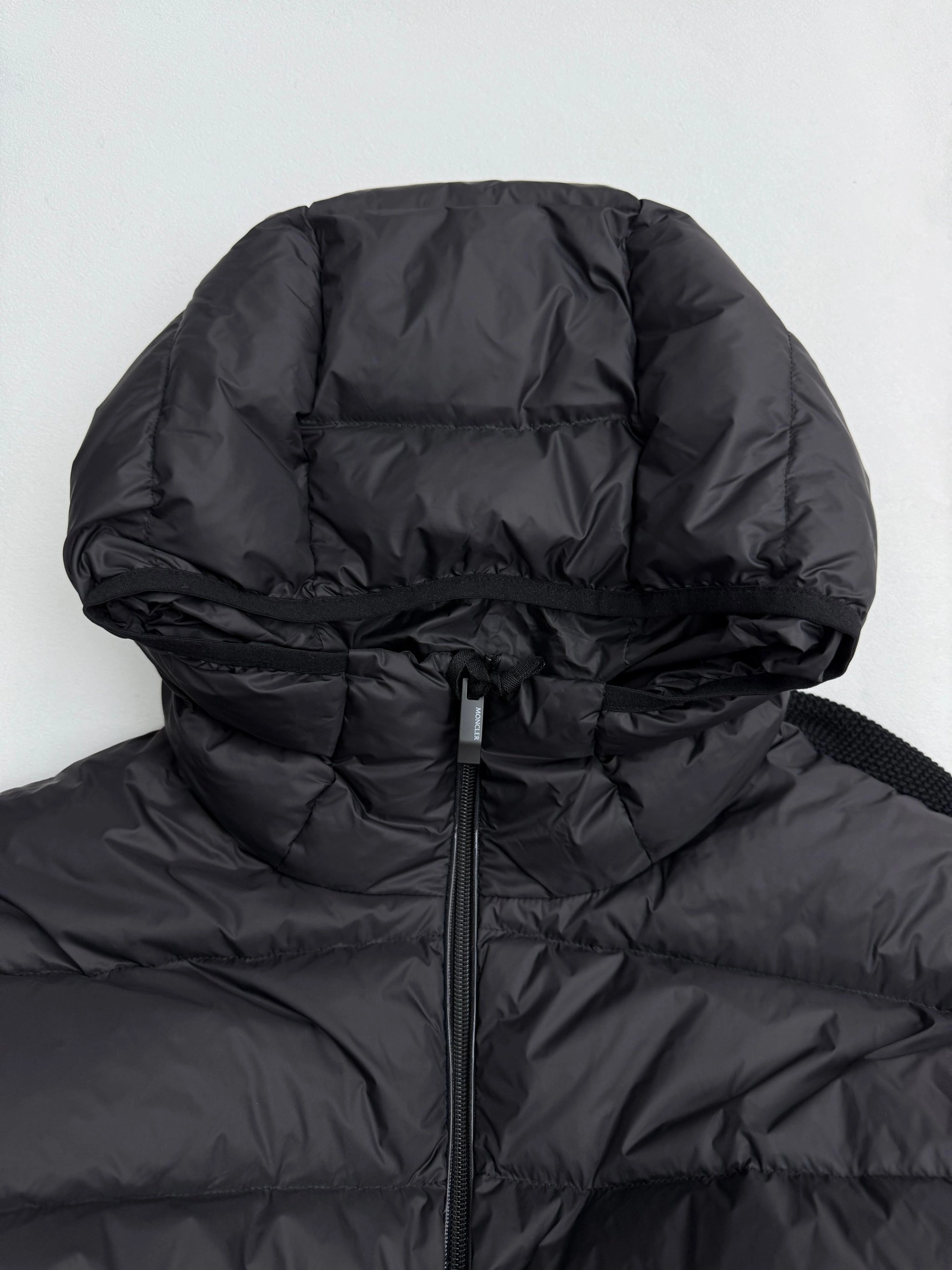 wg.luxury- 7o9385r Down jacket item:E-F431J2602